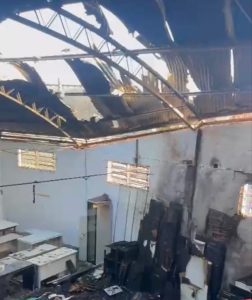 Incêndio atinge loja Topa Tudo Móveis Semi Novos, na Avenida Camboa, em São Luís
