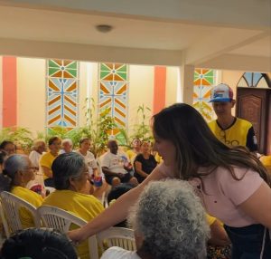 Deputada Detinha prestigia projeto de capoterapia e reforça apoio a iniciativas voltadas à valorização da pessoa idosa