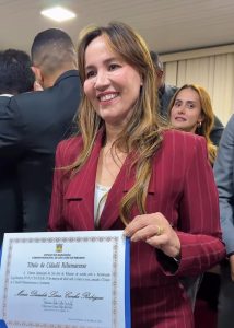 Reconhecimento ao trabalho: Deputada Detinha recebe o Título de Cidadã Ribamarense em sessão solene na Câmara Municipal