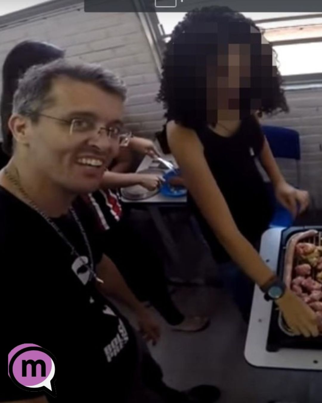 Professor agredido